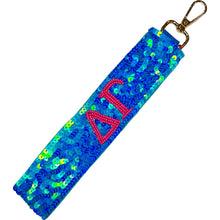 Load image into Gallery viewer, Delta Gamma Wristlet