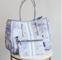 Load image into Gallery viewer, preneLOVE Hampton Tote