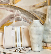 Load image into Gallery viewer, preneLOVE Laval Tote