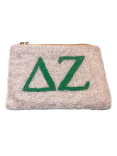 Load image into Gallery viewer, Delta Zeta Beaded Coin Purse
